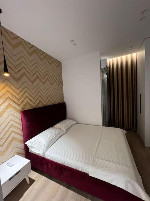 Spacious Apartment Ish-Blloku Area تيرانا المظهر الخارجي الصورة